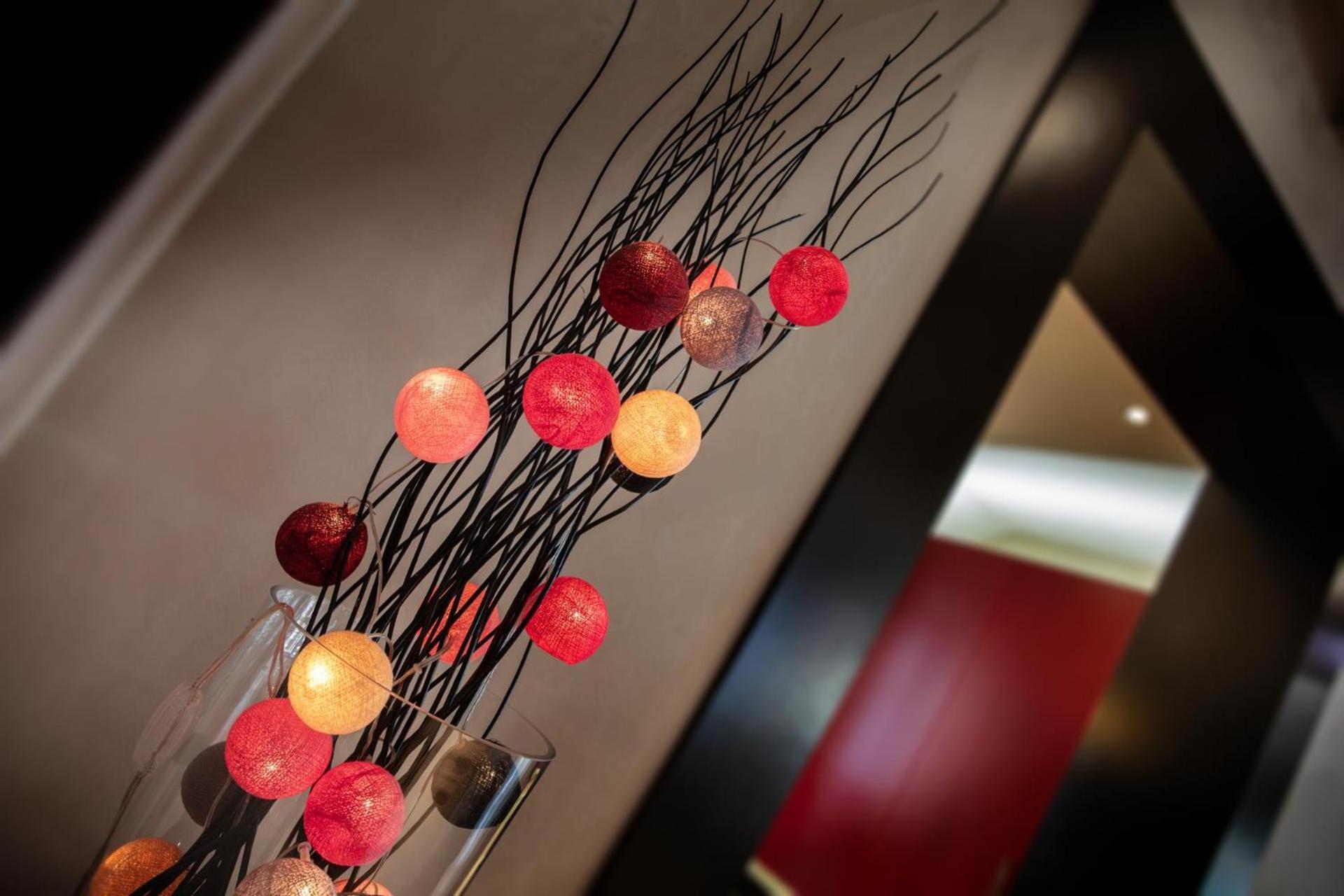 L'Aubiniere Hotel Restaurant & Spa Saint-Ouen-les-Vignes ภายนอก รูปภาพ