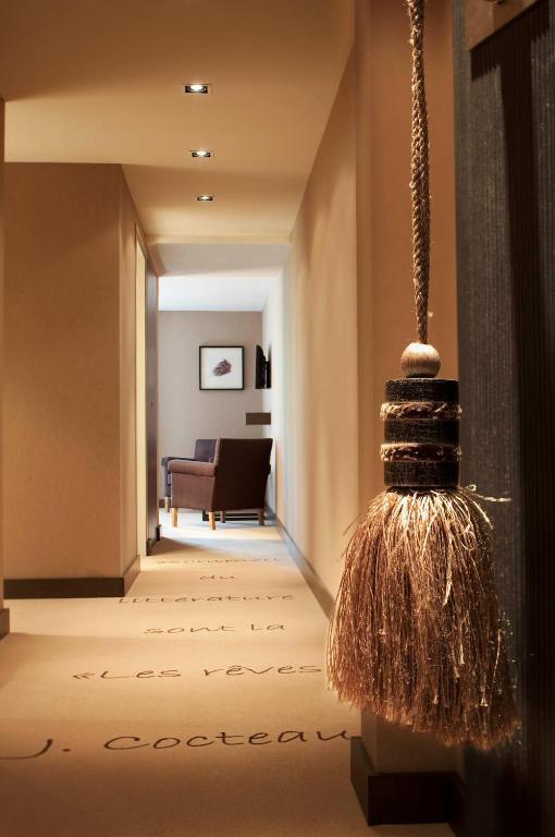 L'Aubiniere Hotel Restaurant & Spa Saint-Ouen-les-Vignes ภายนอก รูปภาพ