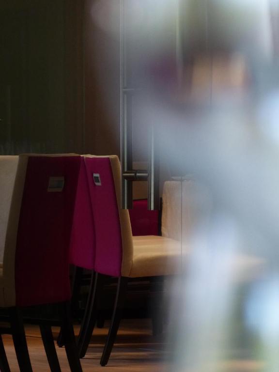 L'Aubiniere Hotel Restaurant & Spa Saint-Ouen-les-Vignes ภายนอก รูปภาพ